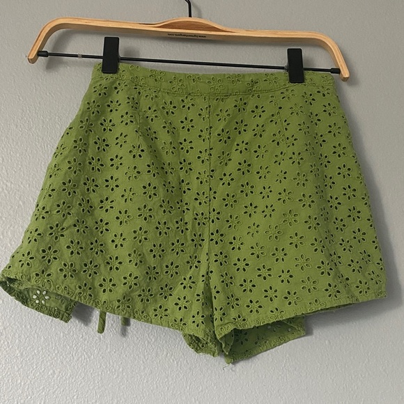 Forever 21 Light Green Eyelet Skirt - Picture 3 of 5